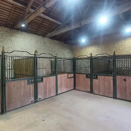 Apartament Du Domaine Equestre B & G Saint-Médard